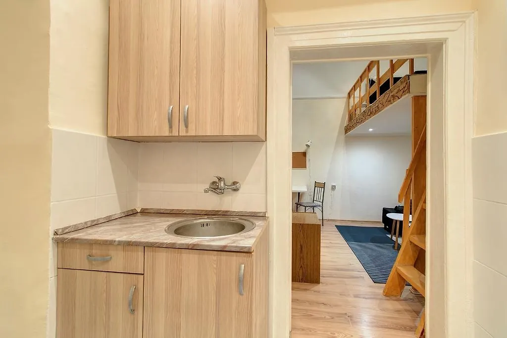 Central Ernesto Apartment
